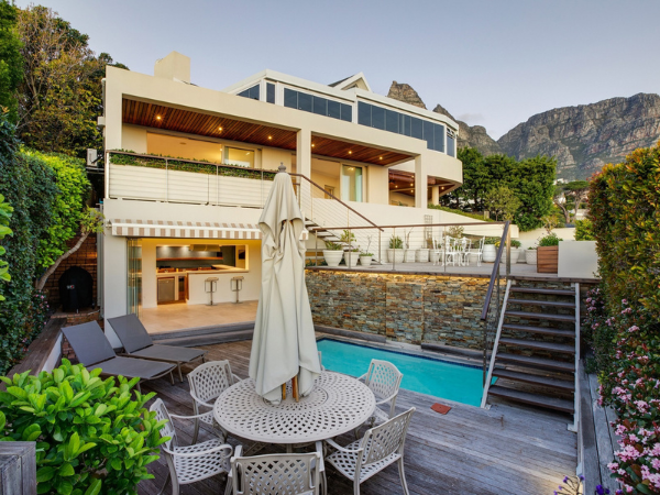 luxury property in camps bay